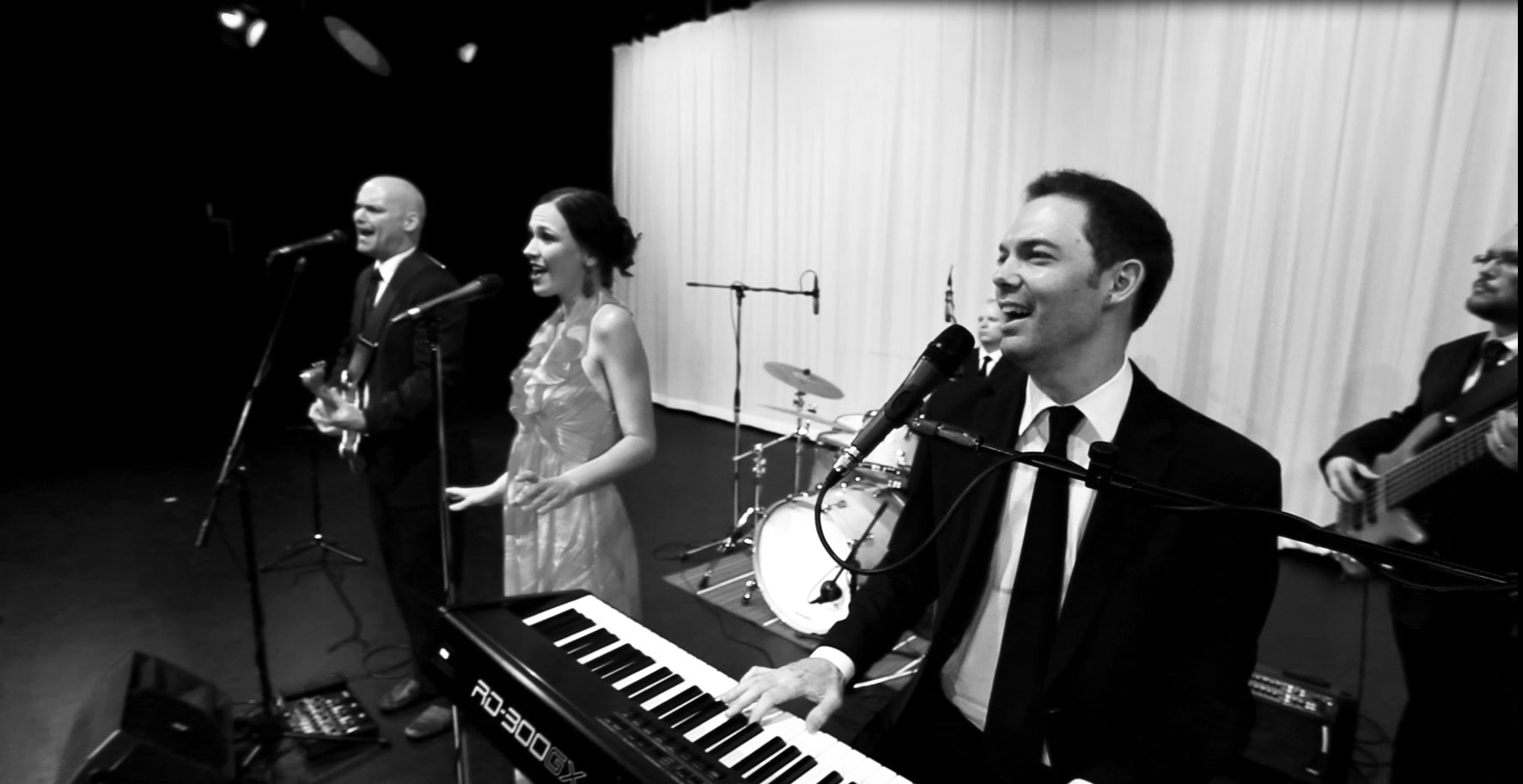 Park Avenue Band - Brisbane Corporate Entertainment and Wedding Band